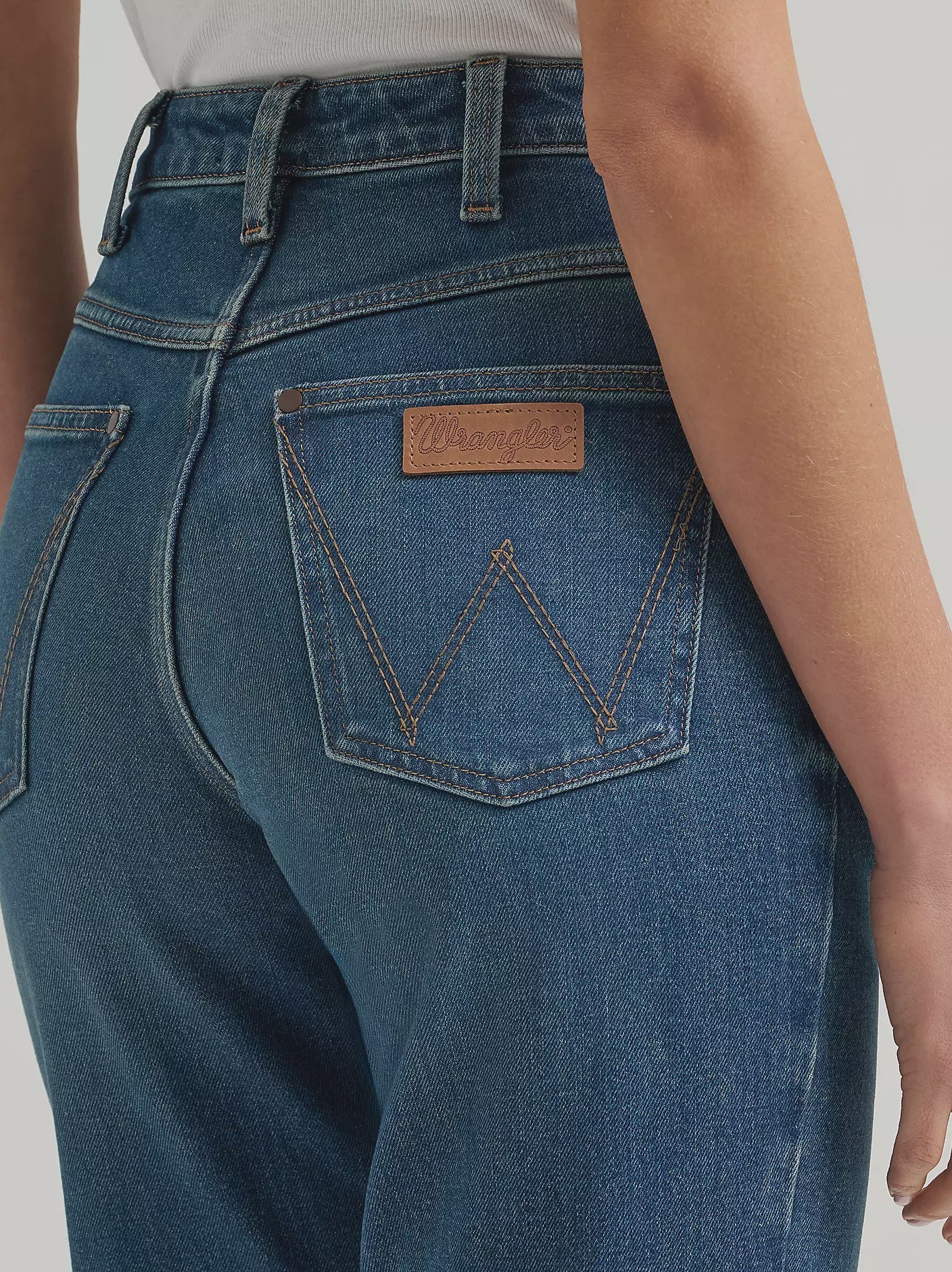Wrangler Women High Rise Skylar Relaxed Bootcut Riding Jean  112367599