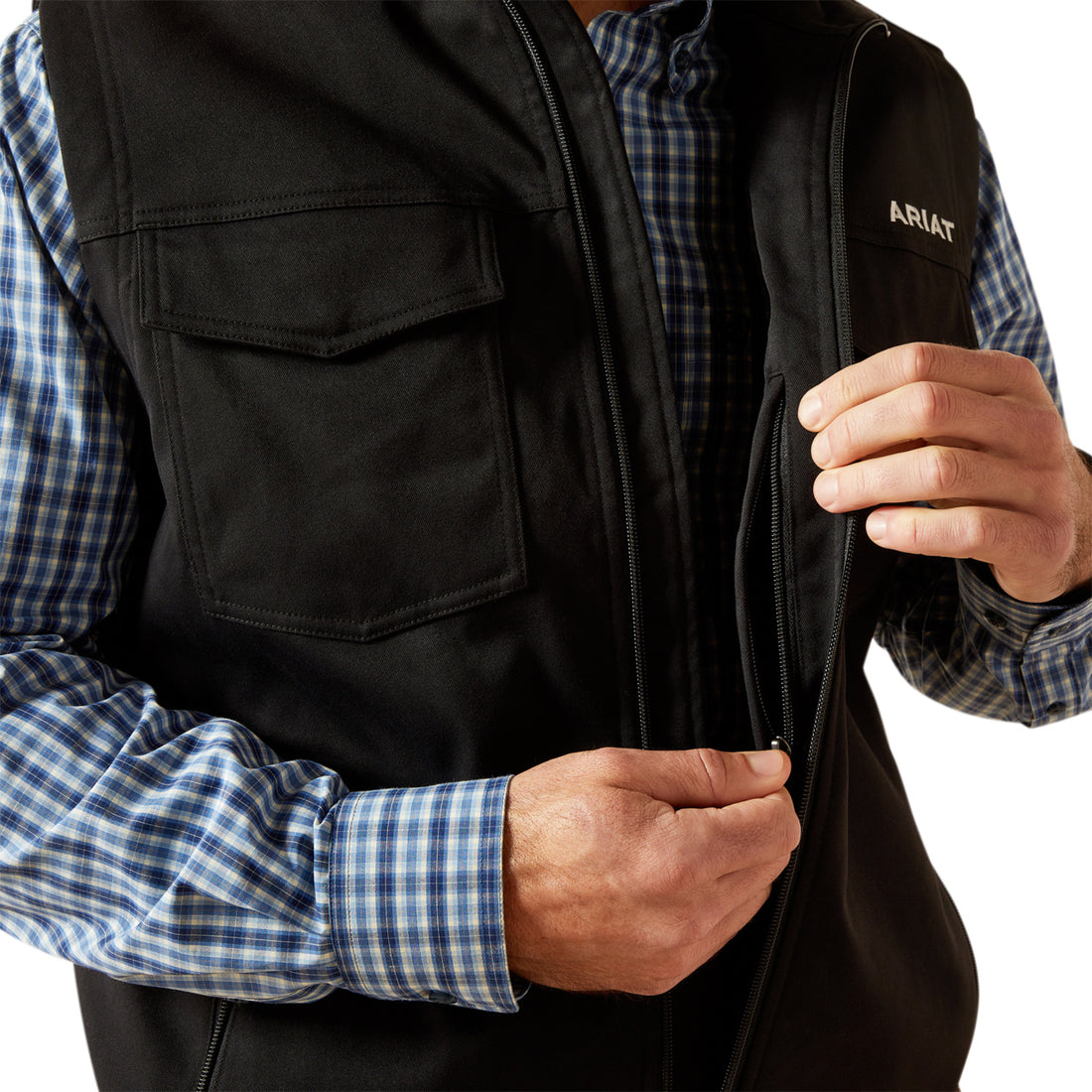 Ariat Men Sentinel Black Vest 10062822