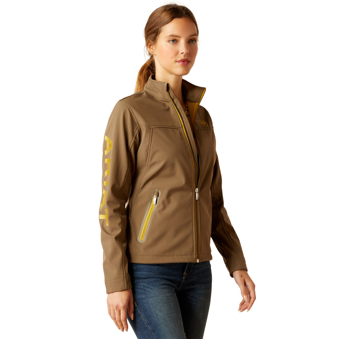 Ariat Women New Team Canteen Softshell 10046687 Jacket