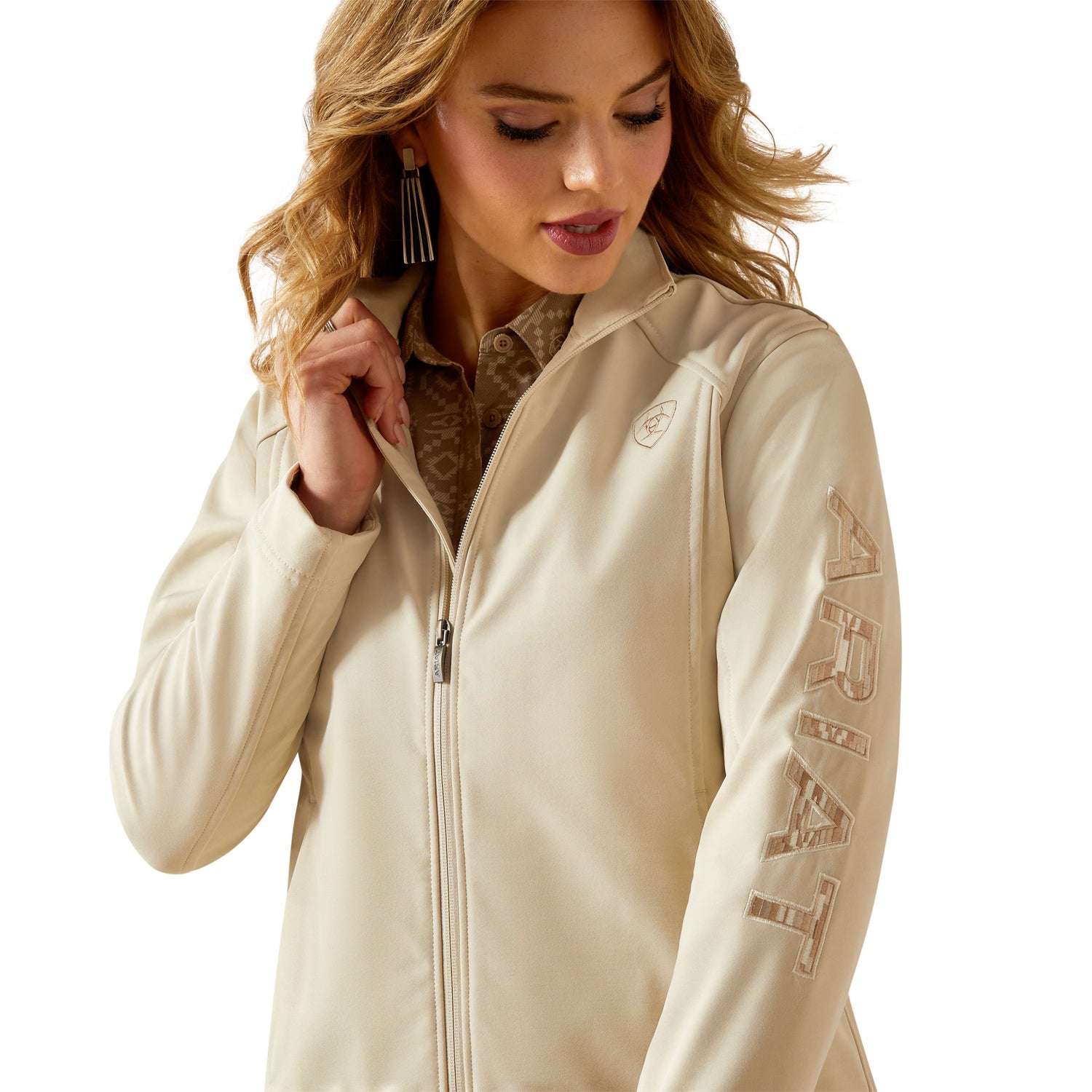 Ariat Women Logo Softshell Jacket 10062306