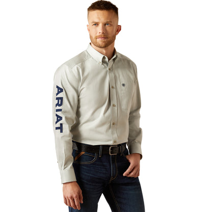 Ariat MN Team Logo Twill Classic Fit LS Shirt 10059133