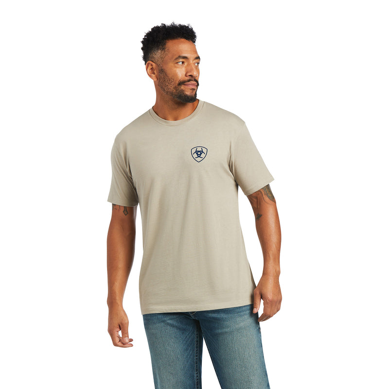 Ariat Men Woodgrain Flag T-Shirt